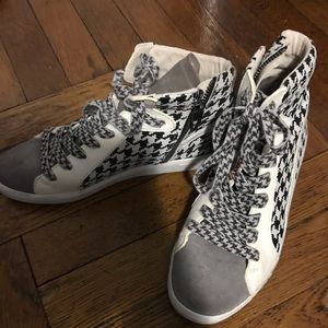 Dolce Vita sneakers (samples)
